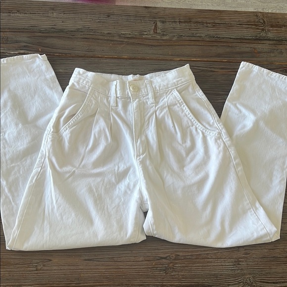 LEVIS White High-Waisted Pants  SIZE 24 PLEATED BALLOON LEG - Picture 1 of 10